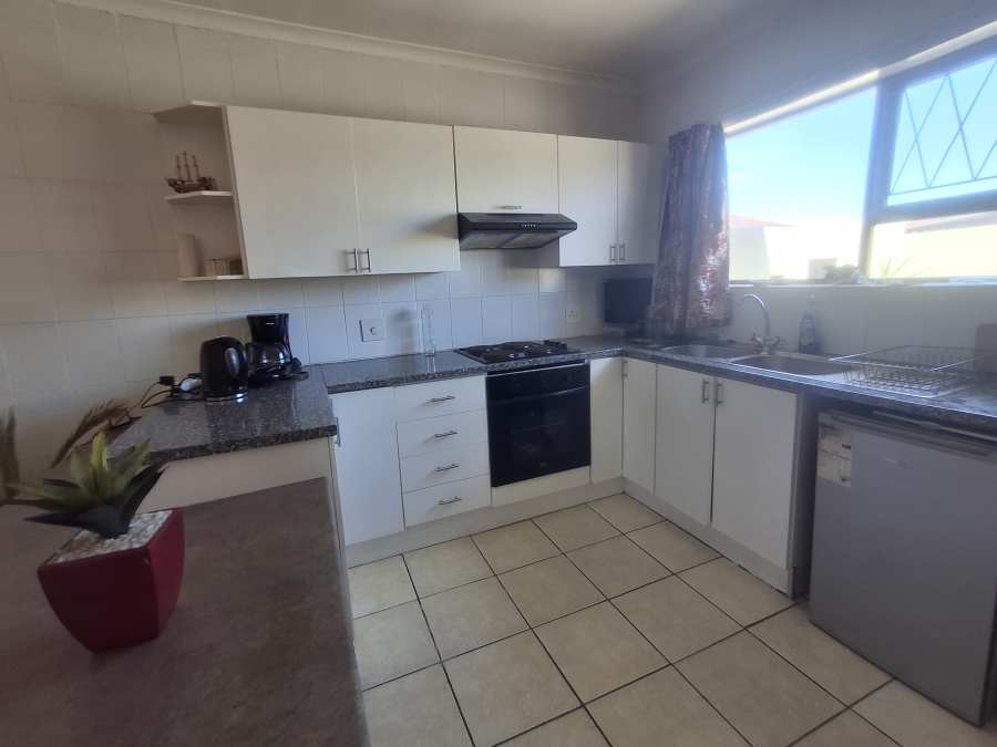 2 Bedroom Property for Sale in Summerstrand Eastern Cape